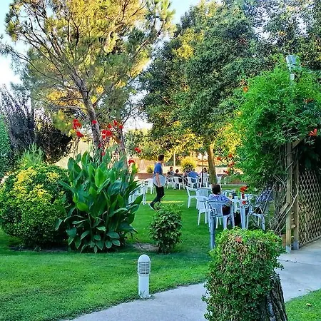 Jardins Del Segria Affittacamere Lleida